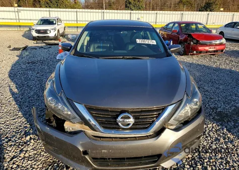2018 Nissan Altima 2.5 z USA, uszkodzony, nr VIN 1N4AL3AP8JC247975